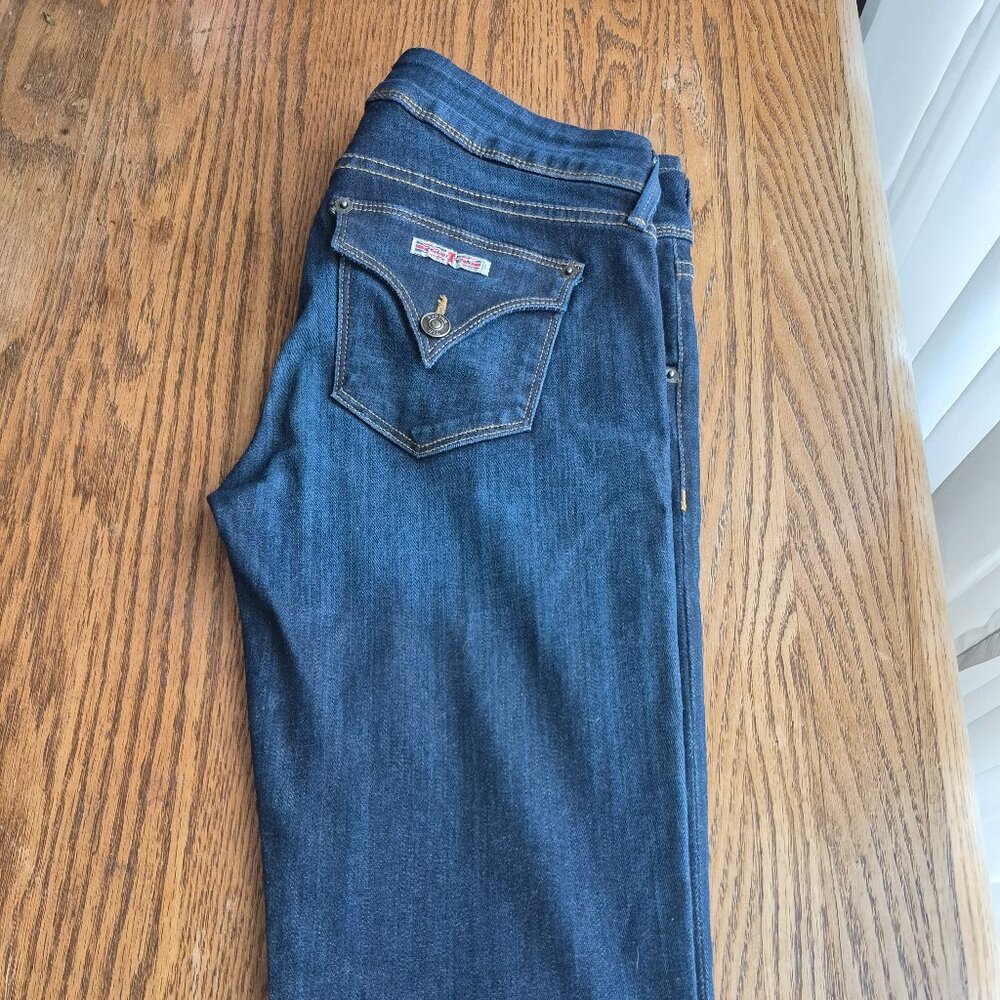 Hudson Beth Mid-Rise Baby Bootcut Jean Size 28